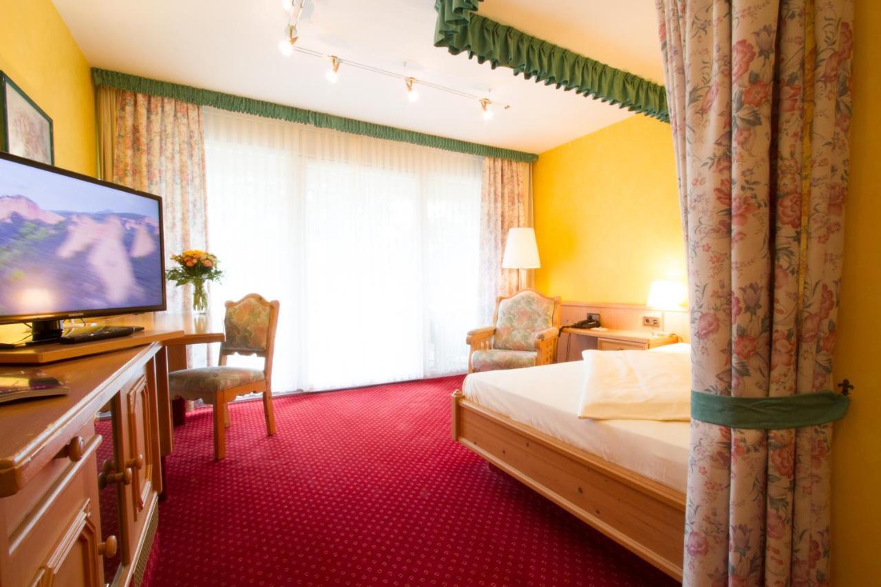 Hotel Pfalzblick Дан Екстер'єр фото